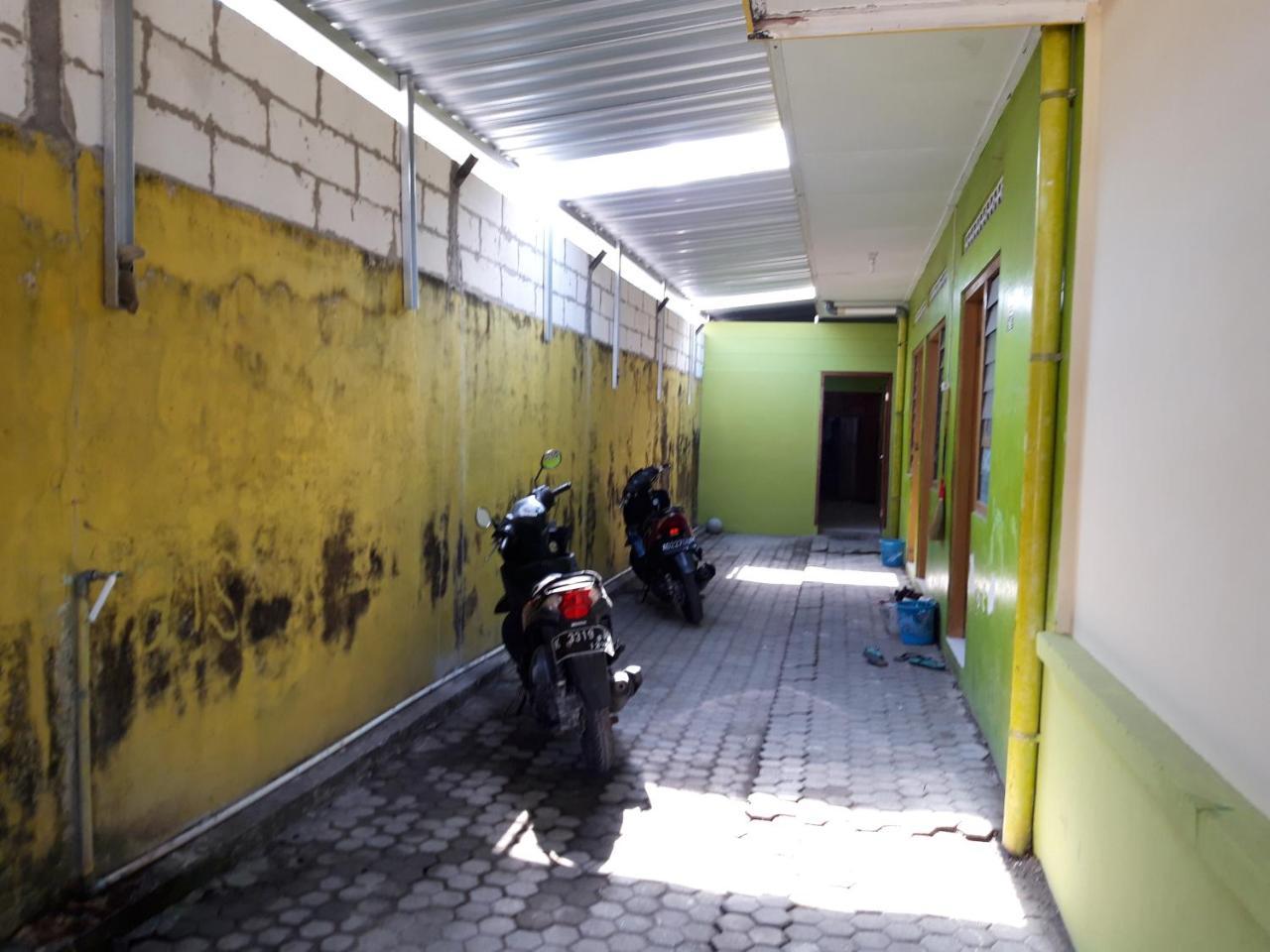 Janti Transit Room Syariah Maguwo Extérieur photo